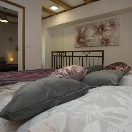 Old Center Stone House *