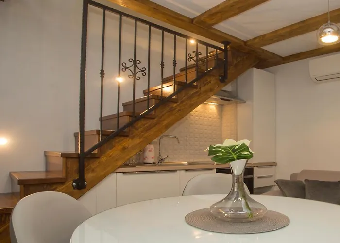 Old Center Stone House *